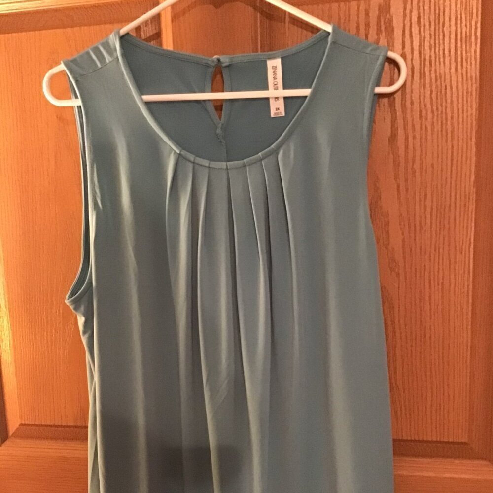 Zenana Outfitters Sleeveless Blouse